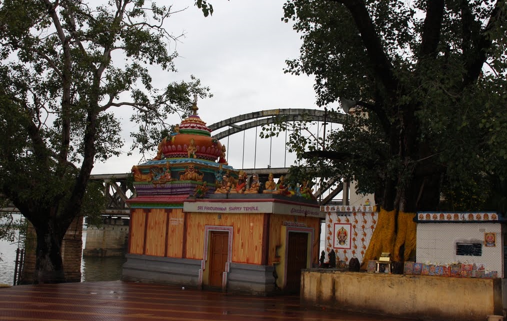 east-godavari-rajahmundry-pushkar-ghat-temple