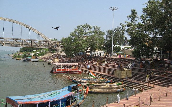 East-Godavari-Holy bath Place at Pushkar-ghat in Rajahmundry | Rjytimes.com